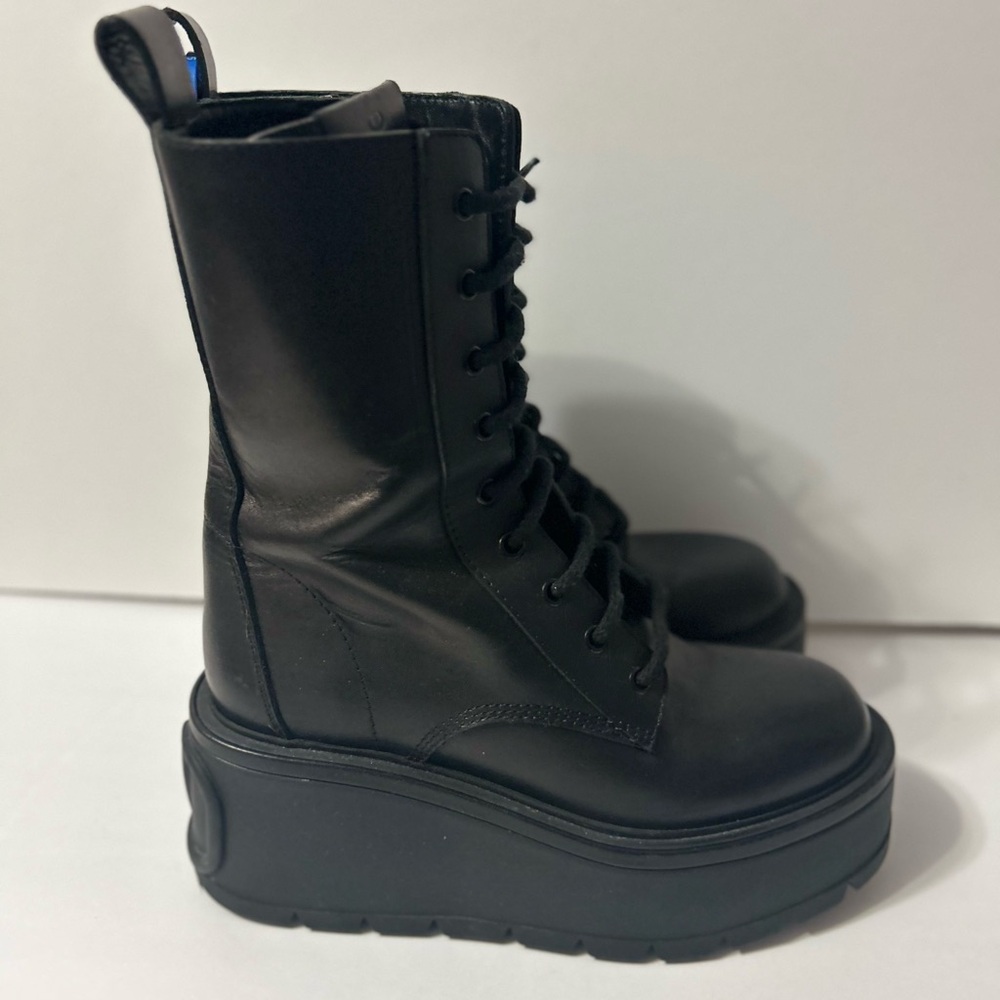 ⭐️Valentino VLOGO Platform Lace-up Combat Boots⭐️ As Is - Picture 5 of 13